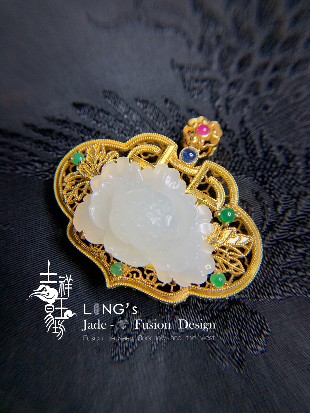 *吉祥玉易坊* 18k黄金  新疆和田白玉   富贵花开  镂空蕾丝香囊