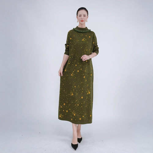 B263绿色烫星羊毛连衣裙女宽松大码时尚长袖过膝长裙玥玥羊