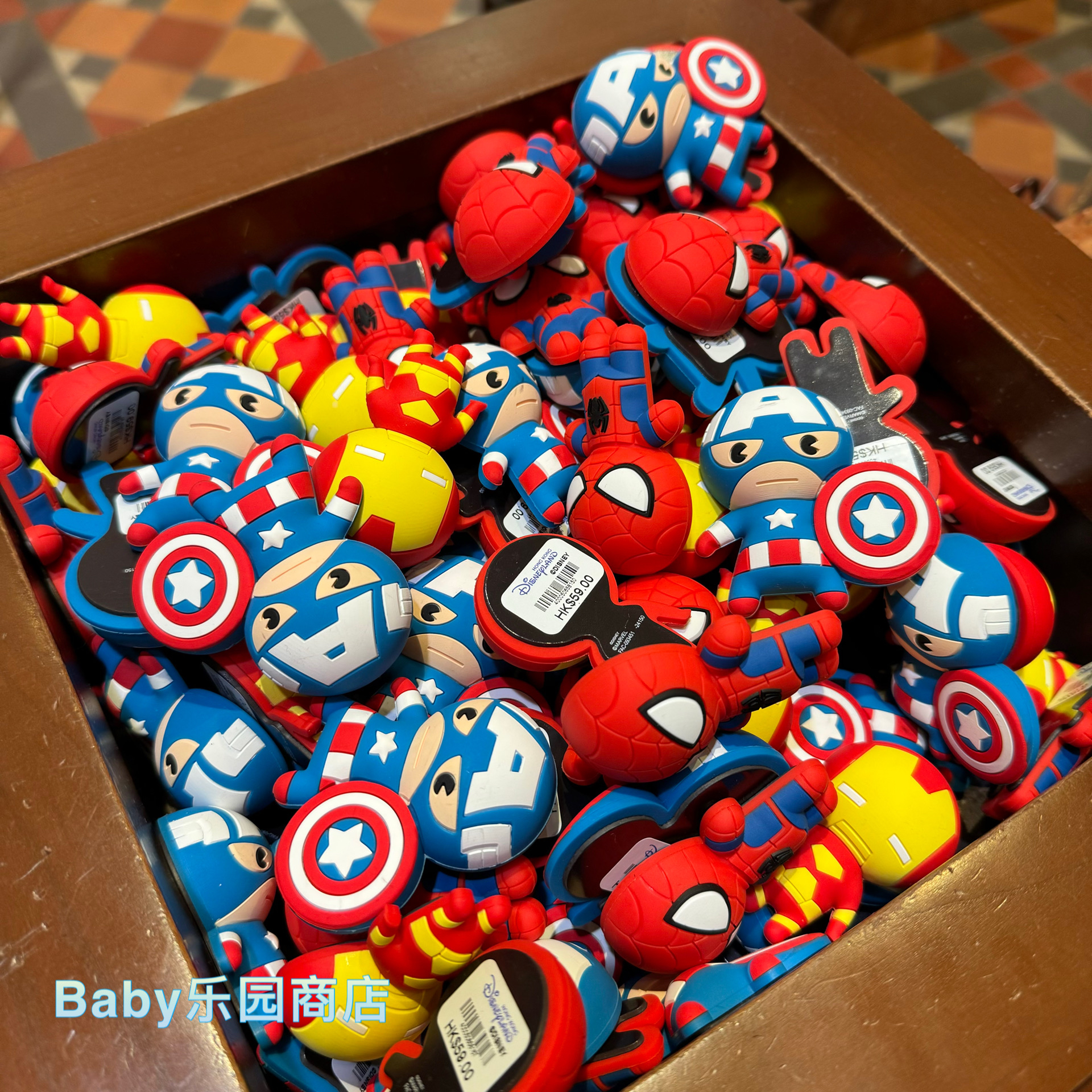 香港迪士尼 复仇者联盟美国队长钢铁侠蜘蛛侠动漫硅胶冰箱贴磁贴