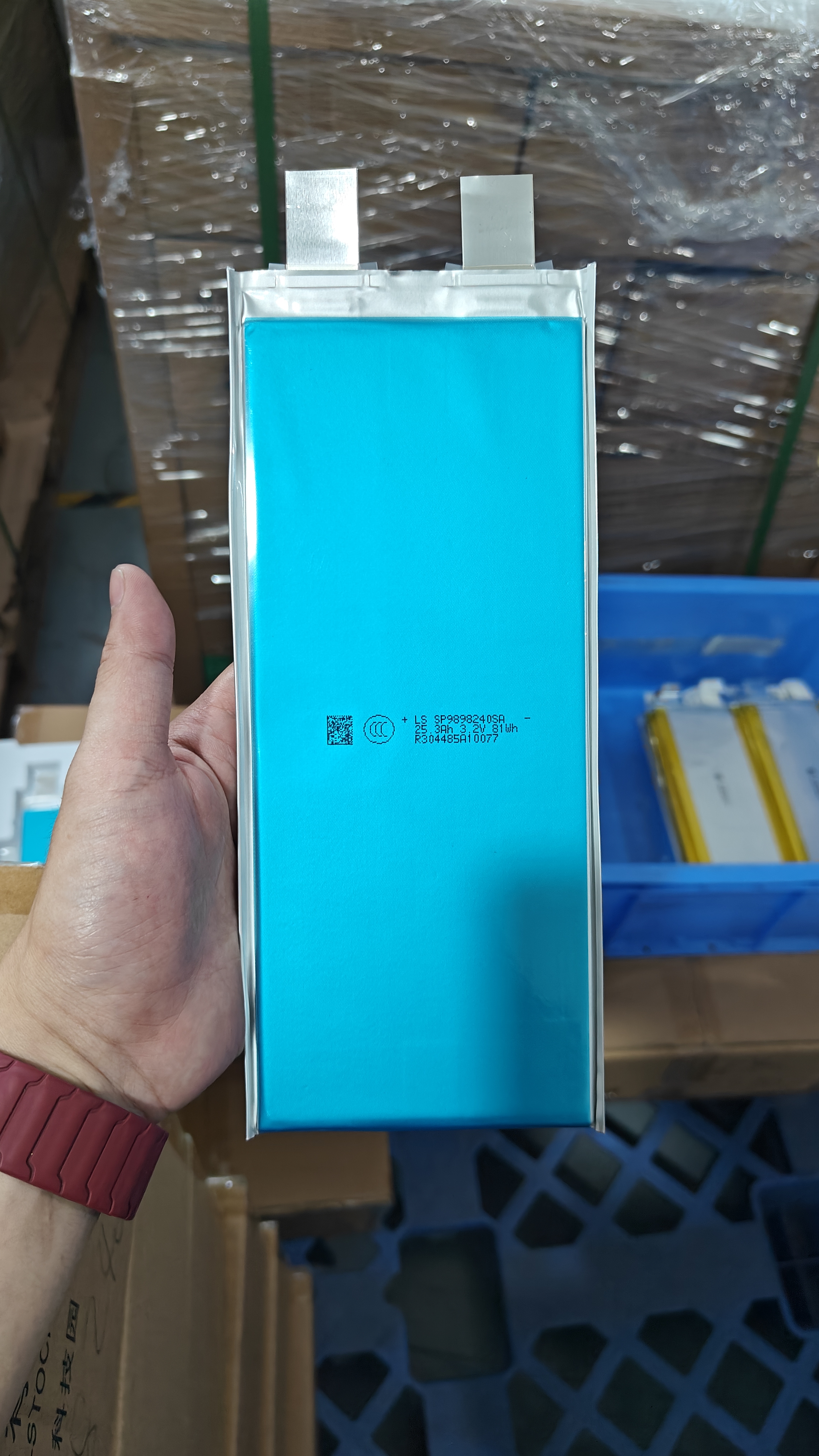 力神3.2v20Ah25Ah磷酸铁锂电动车动力电芯大容量锂电池24v48v60v