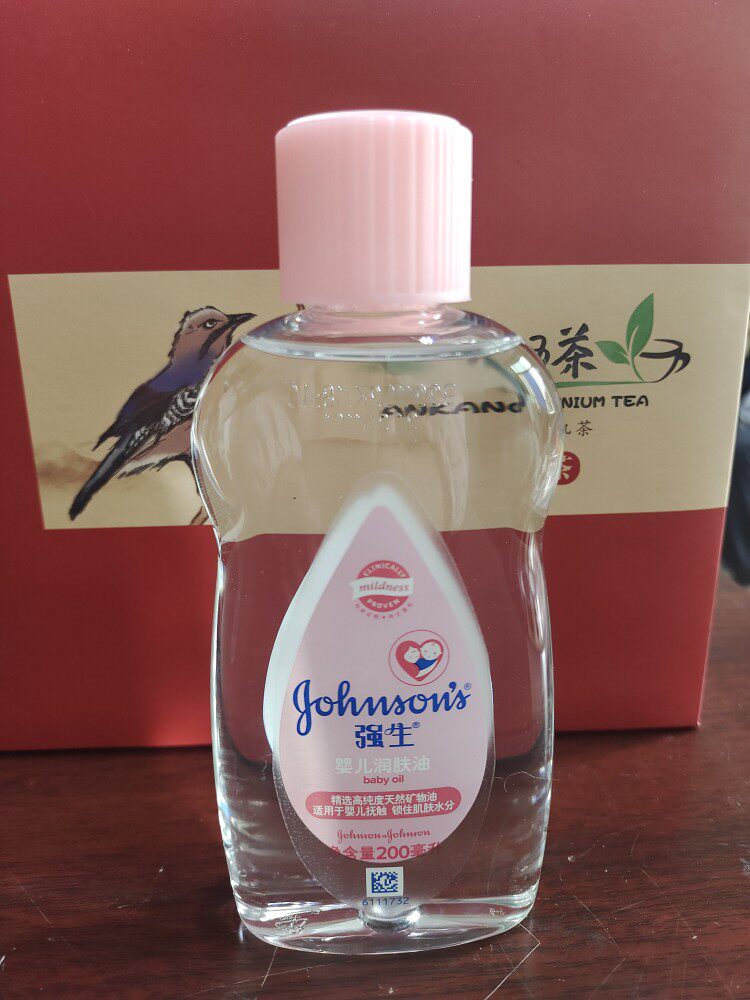 强生200ml婴儿润肤儿童宝宝按摩油去头垢保湿女卸妆滋润保湿强生