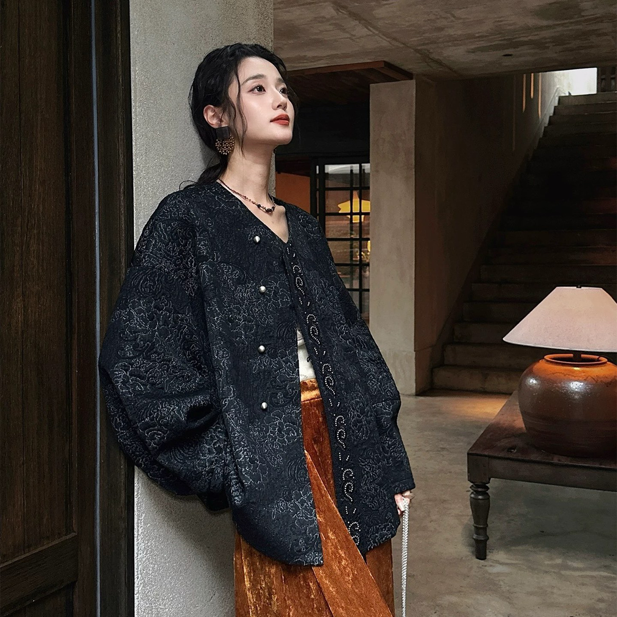 诺诺冬上新新中式立体肌理感棒球服国风短外套含3羊毛J4131