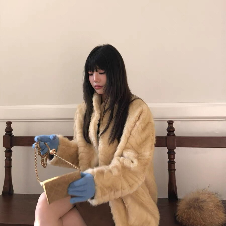 诺诺家ller～韩系中长款仿金叶貂毛茸短外套(加厚仿皮毛一体)MM90