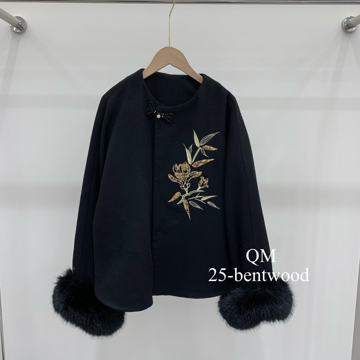 诺诺绒高级感小香风盘扣保暖羽绒服外套(配可拆卸毛袖)HYmj2007