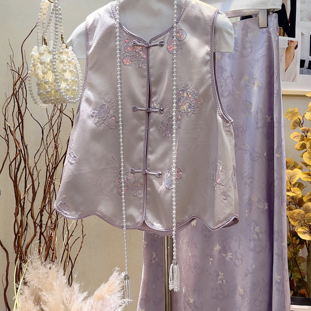 诺诺26年早春新中式复古葫芦刺绣设计显瘦马甲(无配饰)209796,女装/女士精品,马夹,淘宝优惠券,粉丝福利购,淘宝优惠卷