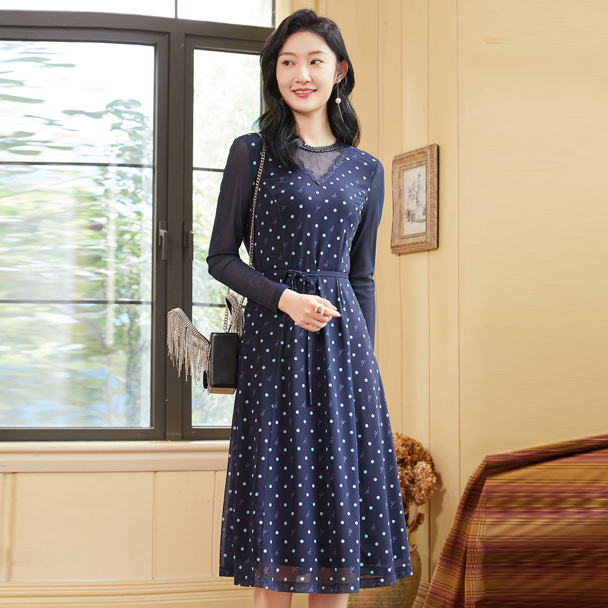 歌蒂诗连衣裙专柜优雅修身波点