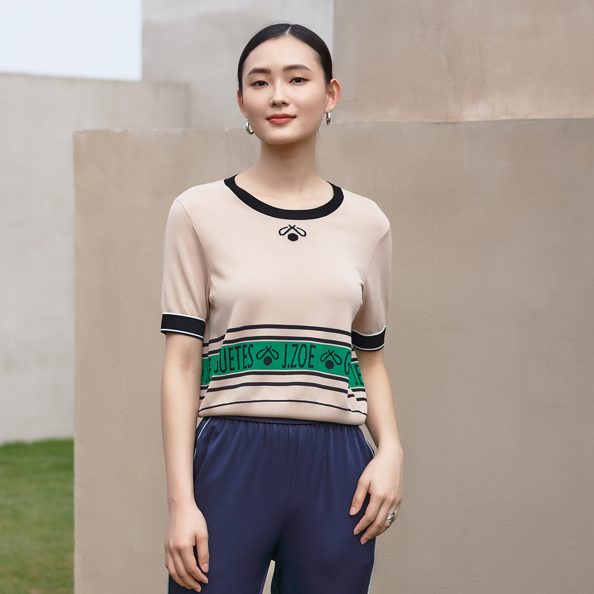 歌蒂诗夏季针织短袖上衣