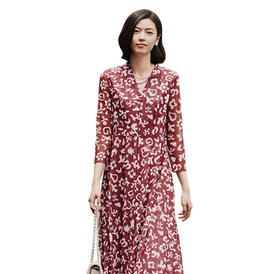 歌蒂诗春季专柜新款经典气质印花小V领显瘦连衣裙女1E31L3080