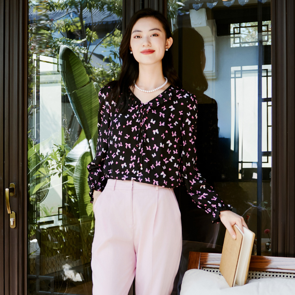 歌蒂诗时尚优雅长袖小衫