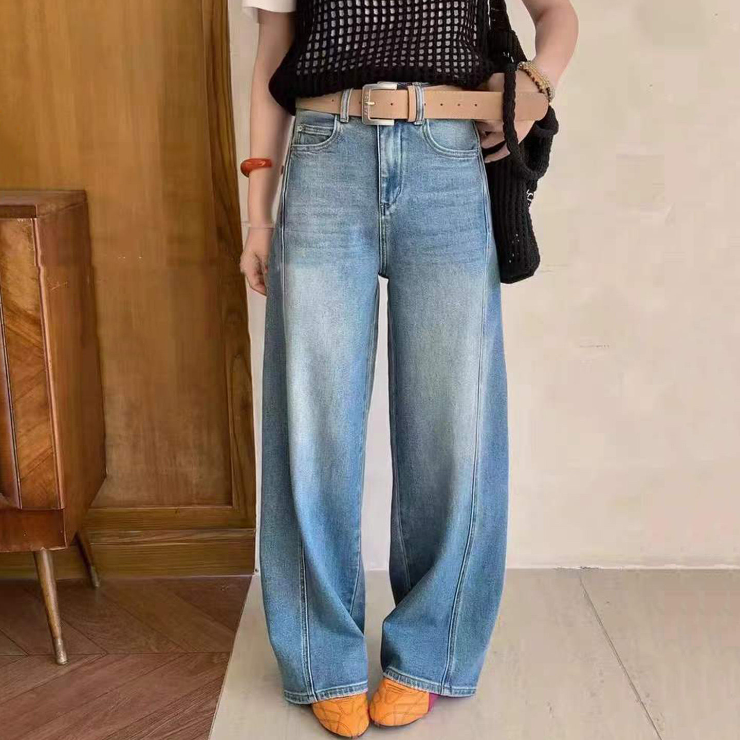 2026春季新款Jeans阿凡牛A5550浅蓝宽松显瘦窄版女牛仔直筒阔腿裤