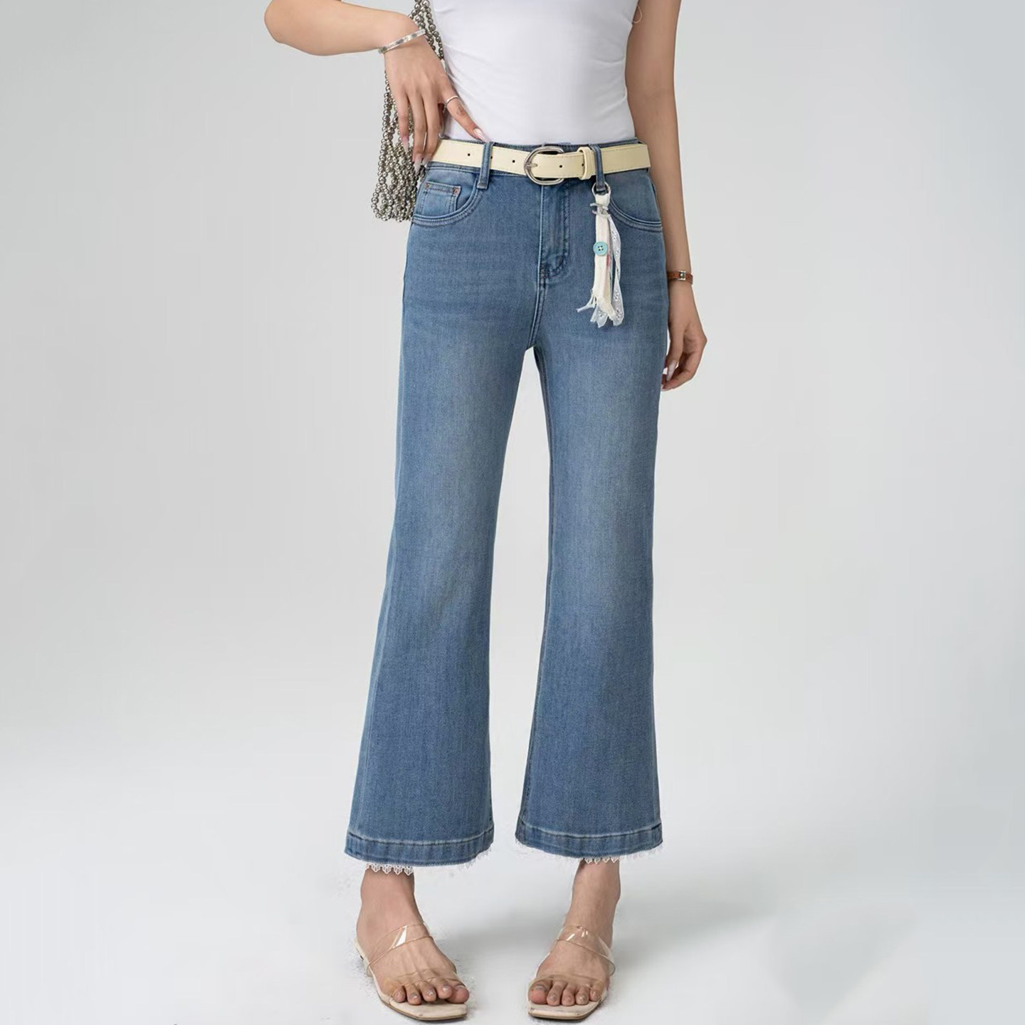 2026夏新款JEANS大企82262四面弹修身显瘦花边九分女牛仔微喇叭裤