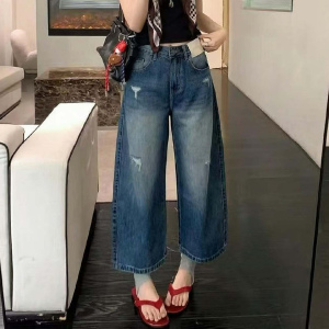 夏新款宽松破洞八分女牛仔弯刀裤