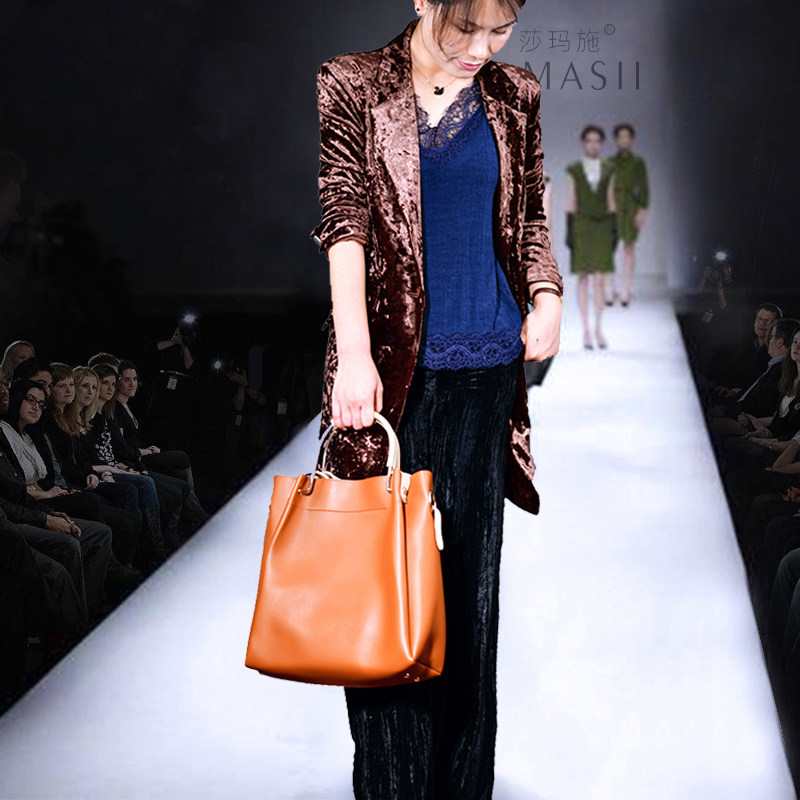 2024新款春装复古金丝绒休闲西装外套气质丝绒中长款西服女款套装