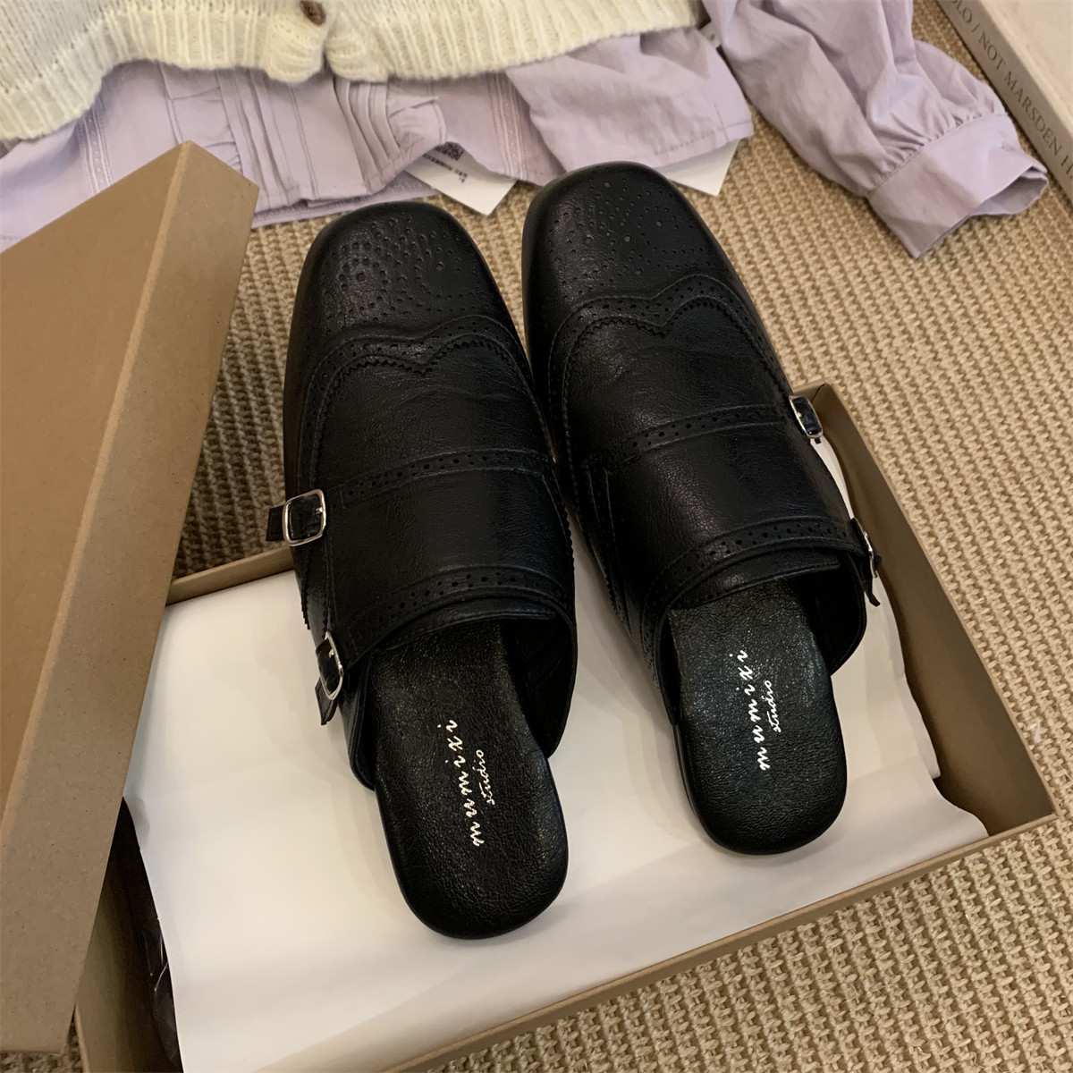 包头鞋女平底英伦风百搭2026年新款雕花懒人布洛克半拖鞋平跟外穿,女鞋,包头拖,淘宝优惠券,粉丝福利购,淘宝优惠卷