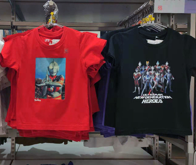 UNIQLO香港联名短袖T恤衫