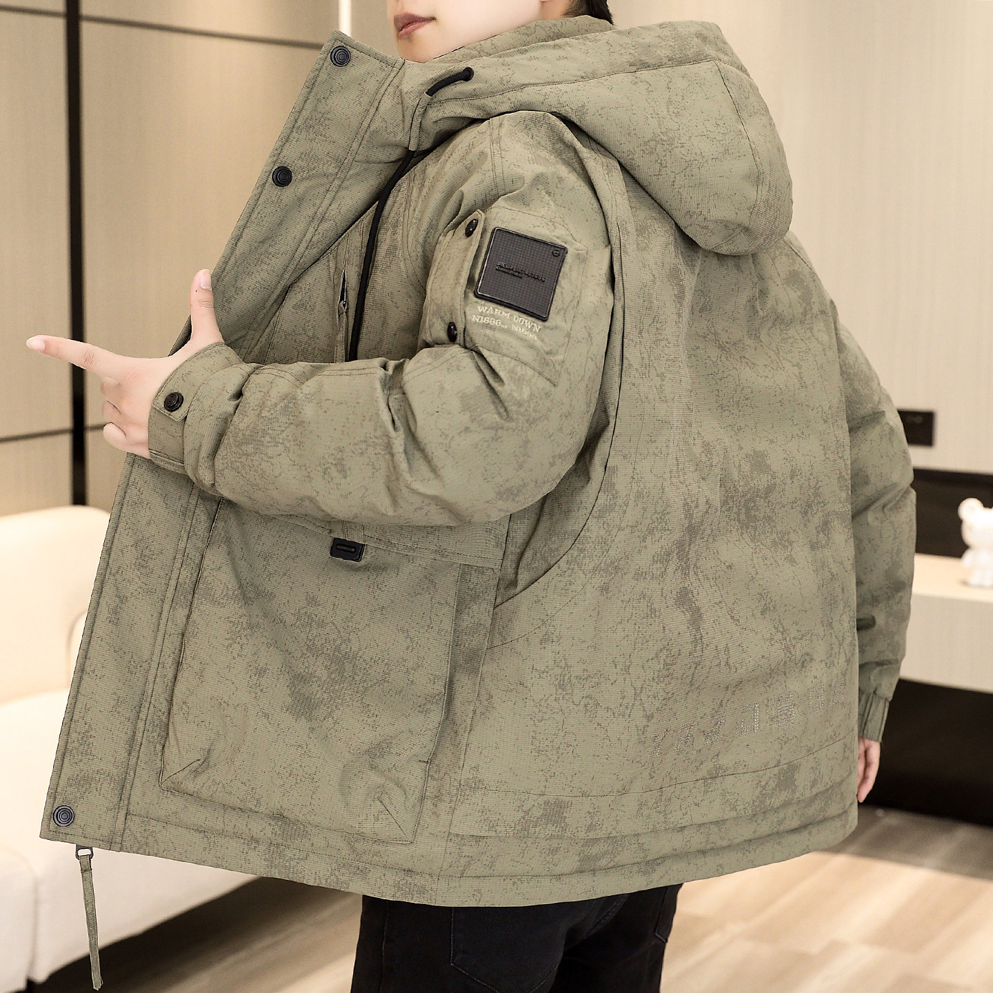 羽绒服男款冬季2025新款加厚保暖防寒冲锋衣休闲工装男士冬装外套