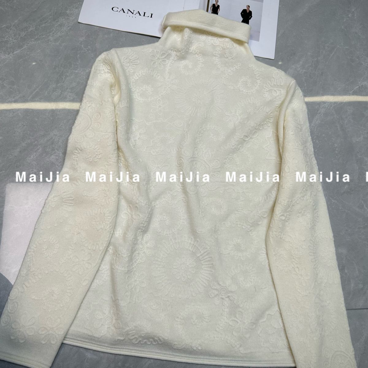 LC冬上新温柔优雅高领提花刺绣针织上衣小衫C217