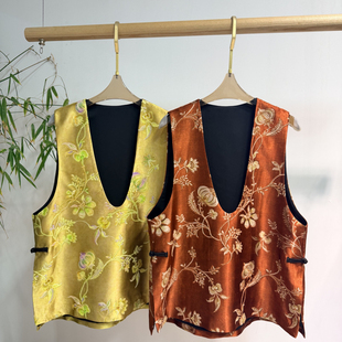 LC26年早春国风花卉图案工艺复古风马甲XQM121