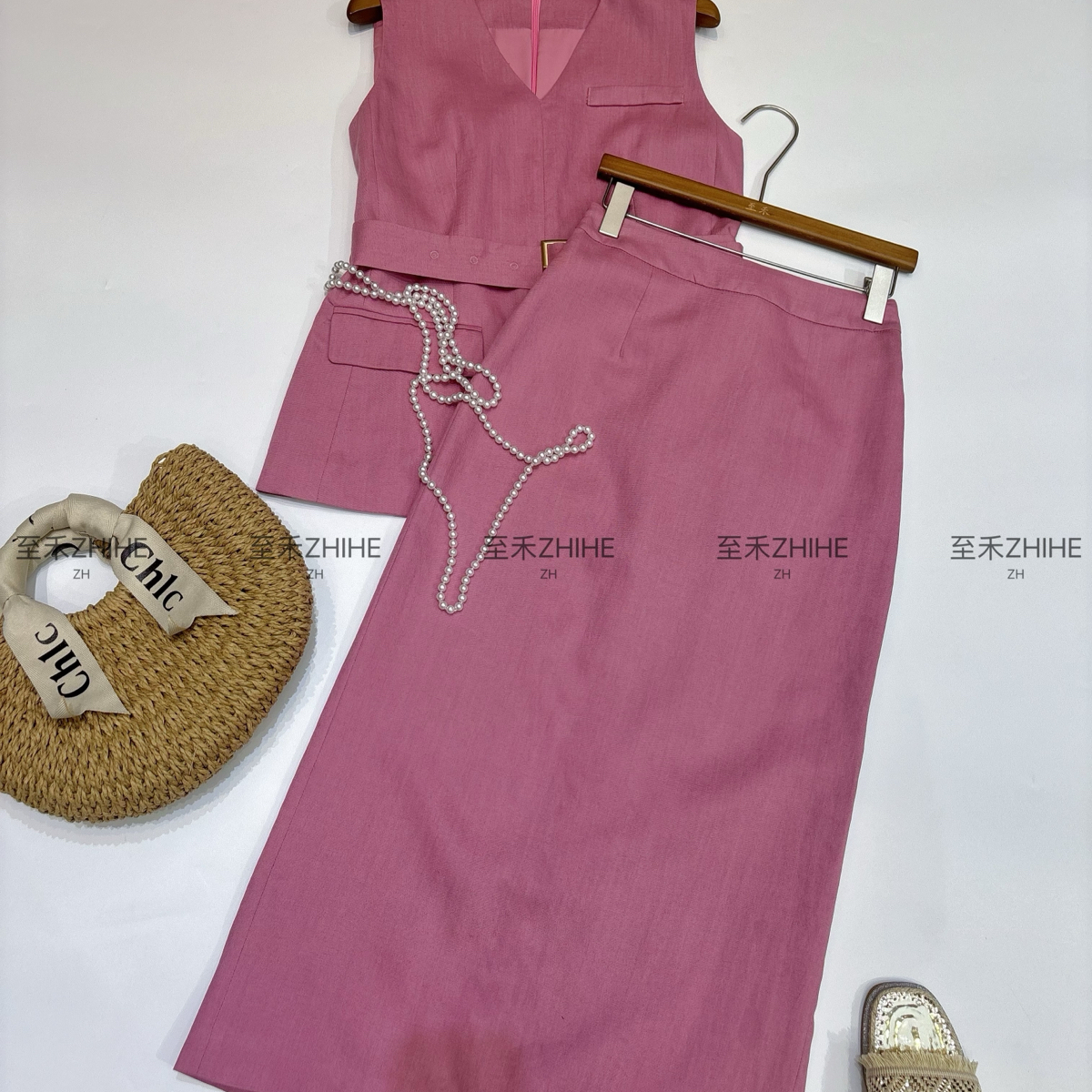 LC尚职业无袖马甲+亚麻半身裙两件套套装(配腰带)YS2-t385