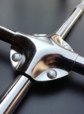汽车轮胎十字架套筒扳手省力补胎快速换胎工具加厚螺丝大搬手套筒