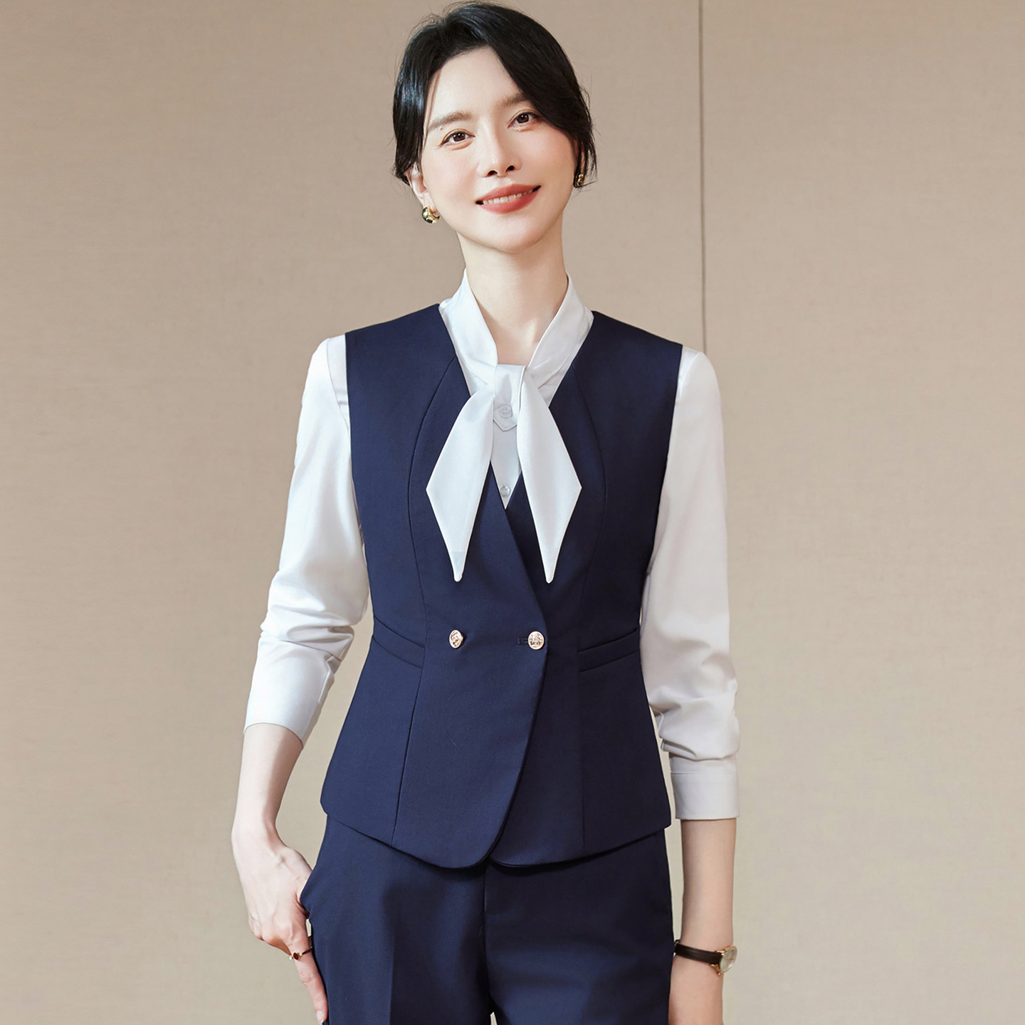 气质马甲套装工作服女高档马夹衬衫三件套酒店中餐厅领班工装制服