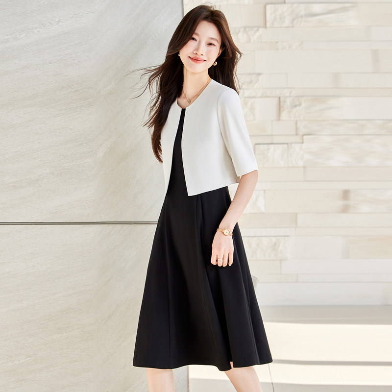 知性优雅短款中袖白色短外套圆领气质小西装外搭连衣裙通勤两件套