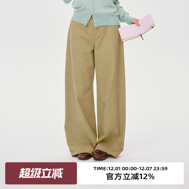 水洗做旧/镰刀裤型牛仔裤