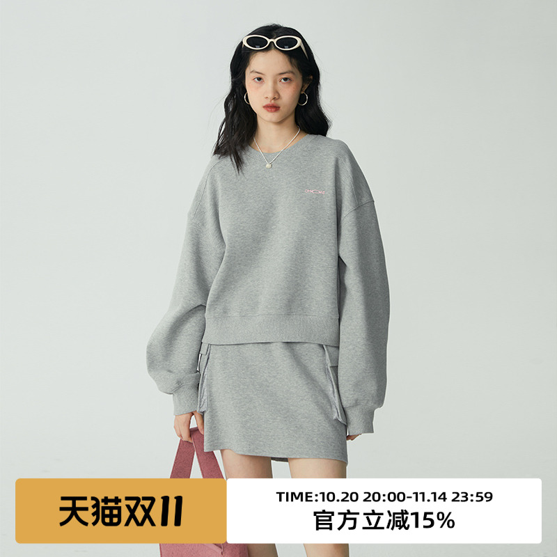 omont宽松小个子短款卫衣