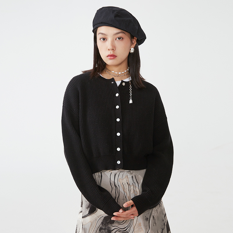 蛋挞家复古修身短款毛衣