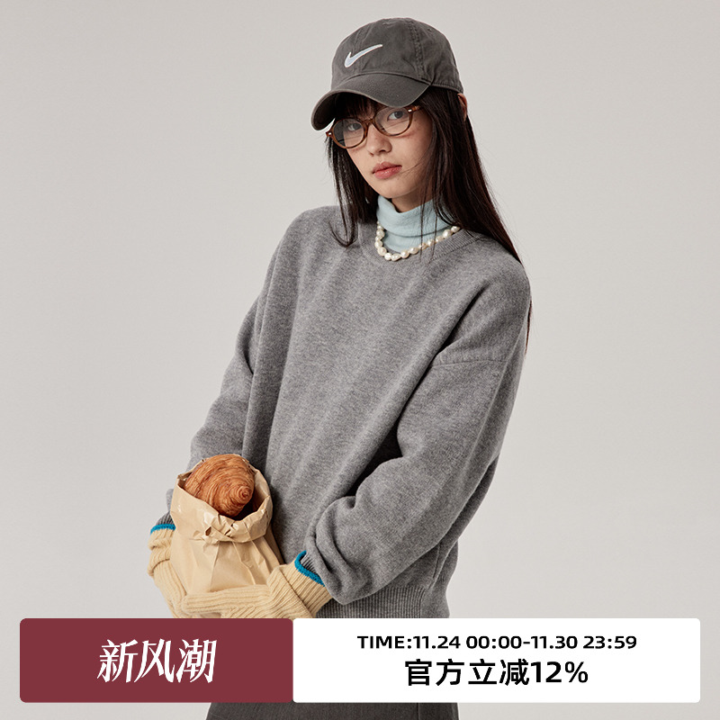 omont蛋挞家圆领宽松毛衣