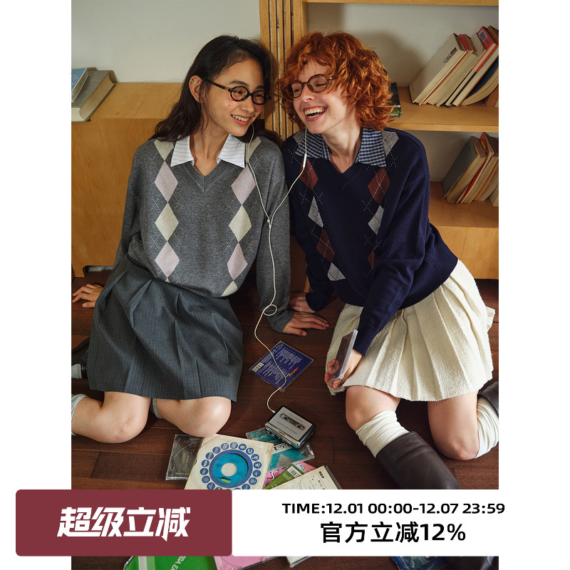 复古可拆卸衬衫领菱形格针织毛衣