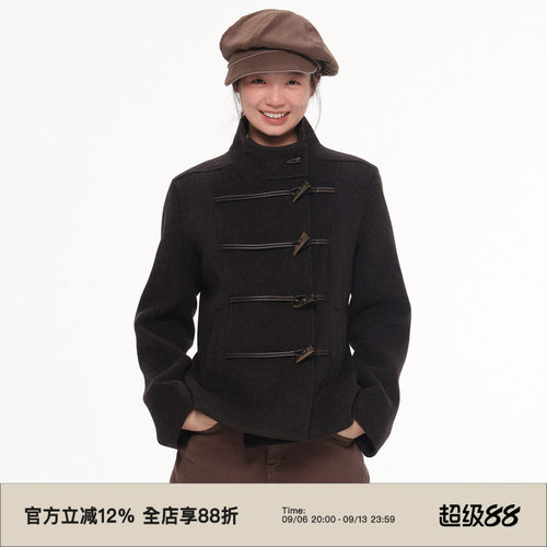 复古牛角扣收腰短款毛呢外套