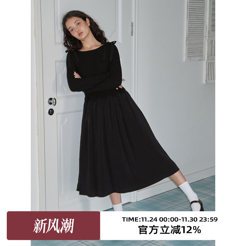 气质圆领收腰显瘦长袖连衣裙