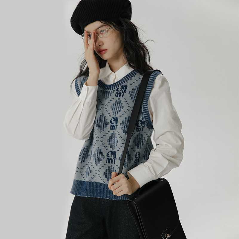 omontv领针织马甲背心