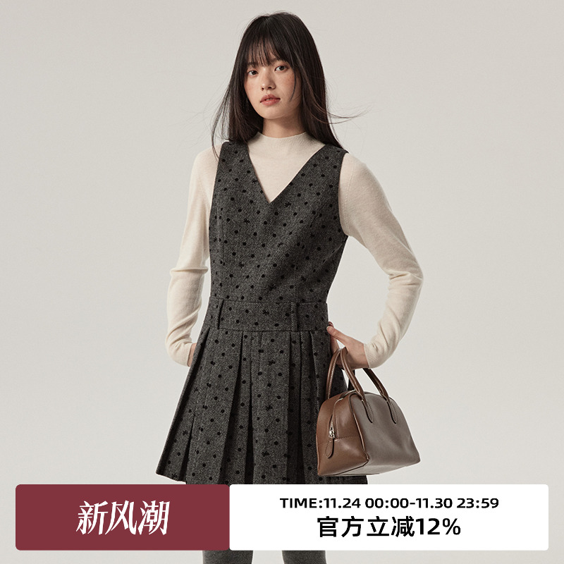 omont蛋挞家A字裙压褶背心裙