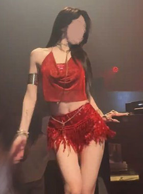 美蕾娅2024年春季亮片性感舞台服