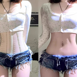 辣妹低腰侧边绑带牛仔超短裤女春季设计感紧身显瘦做旧毛边热裤子