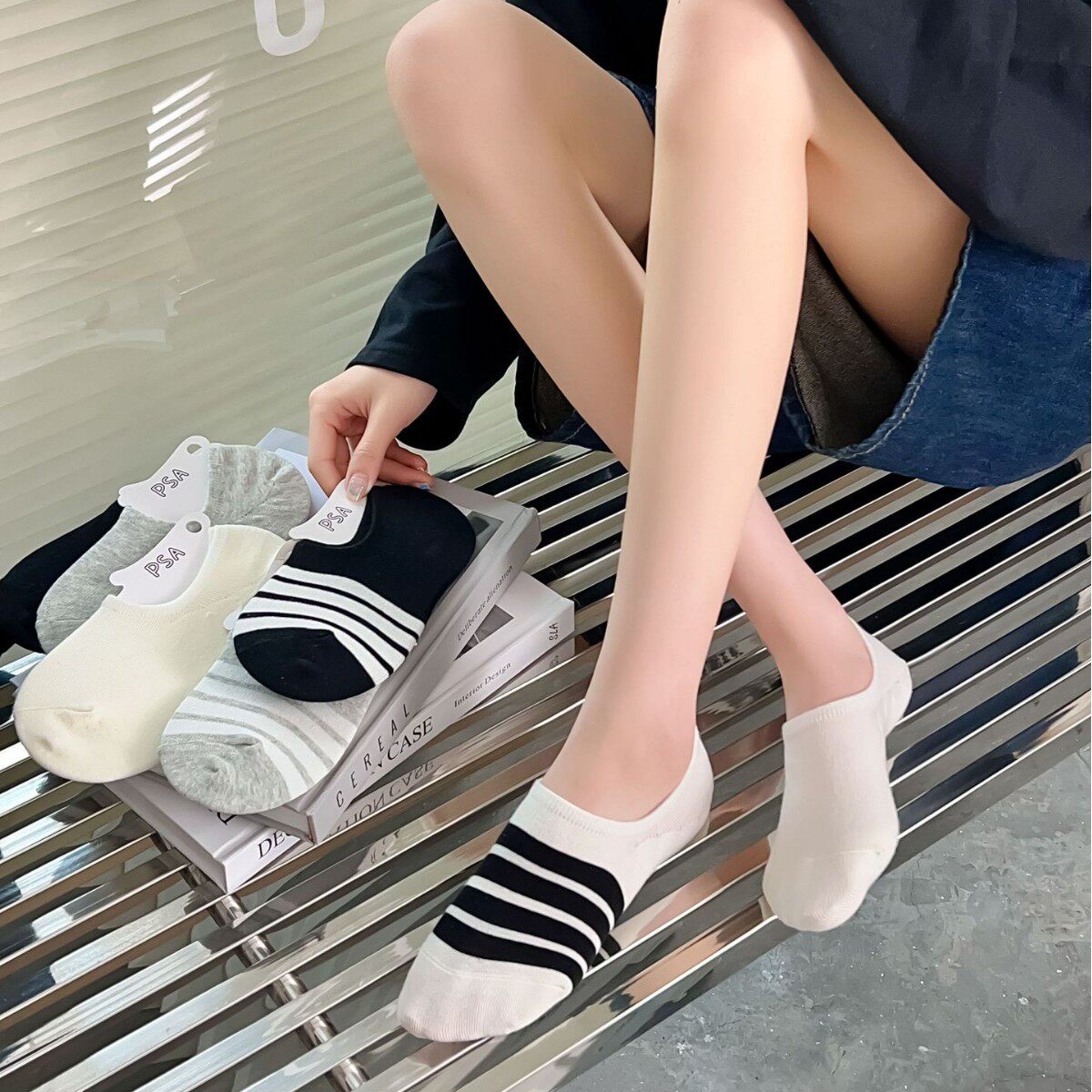 白色袜子女船袜防滑不掉跟夏季薄款条纹隐形袜纯棉ins潮浅口短袜