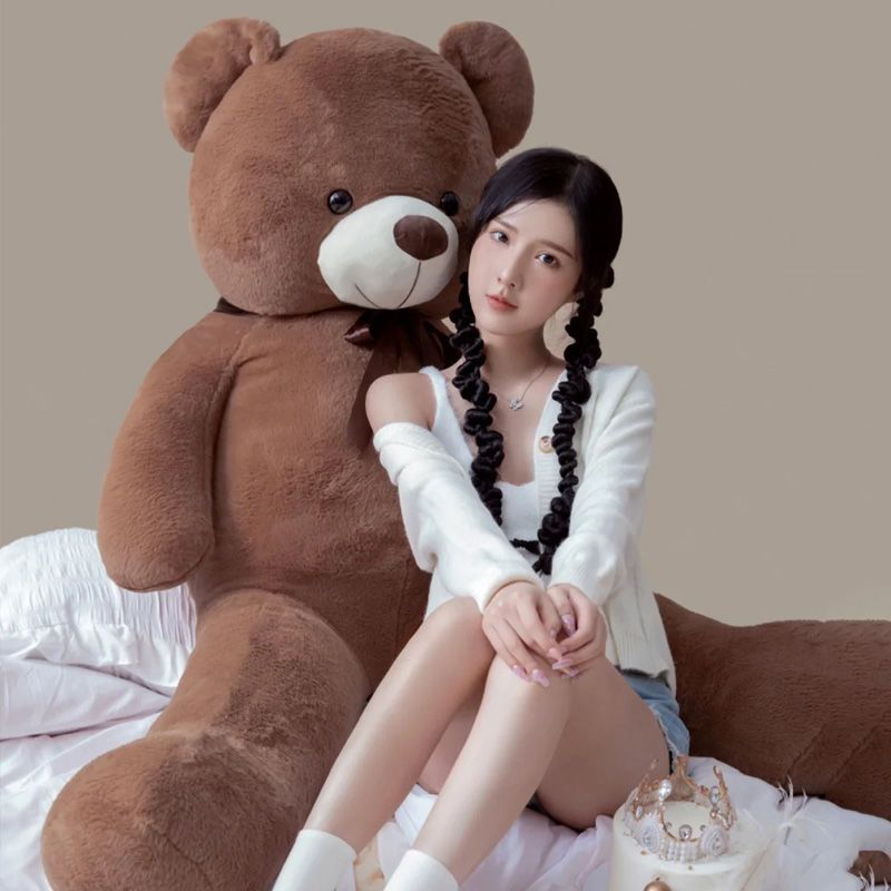 皮皮福毛绒玩具熊公仔