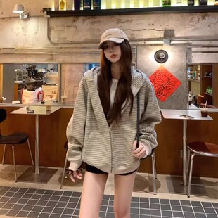 港味风格休闲条纹连帽外套女开衫拉链上衣春秋宽松美式开衫棒球服