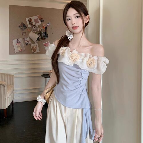 港味风格立体花朵一字肩T恤