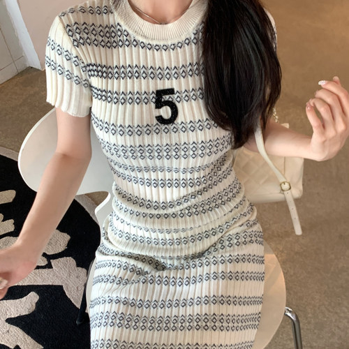 港味风格圆领条纹针织连衣裙女夏