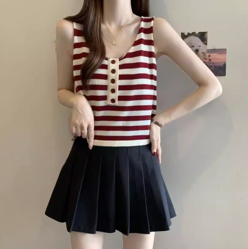 条纹V领纽扣吊带背心女夏季新款
