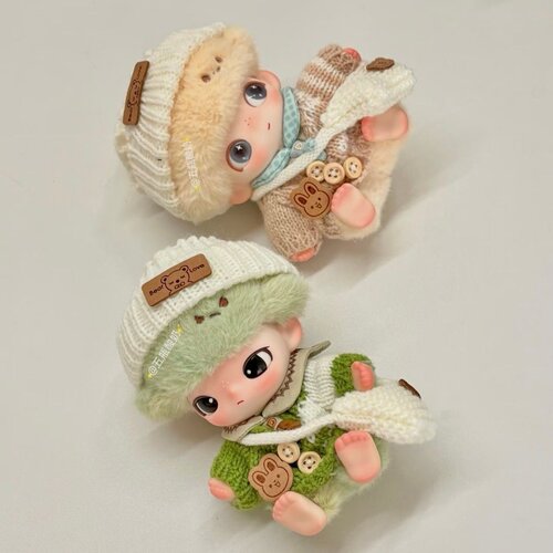 DIMOO新生日记彩色纽扣毛衣可爱小兔针织毛衣小熊挎包娃衣15cm