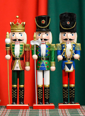 俄罗斯胡桃夹子亮金木偶士兵摆件