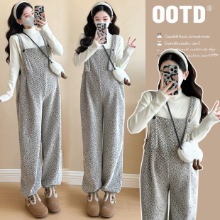 新款 2025年韩版 时尚 加绒阔腿背带裤 女 简约针织打底衫 孕妇秋冬套装