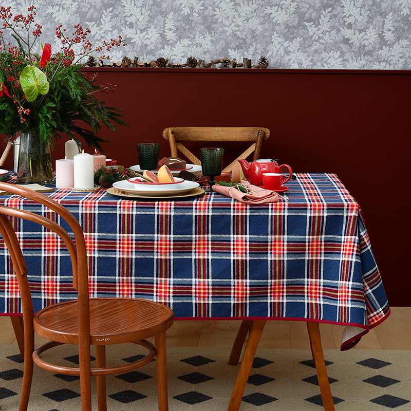 阳春小镇红色格纹餐桌布棉质帆布