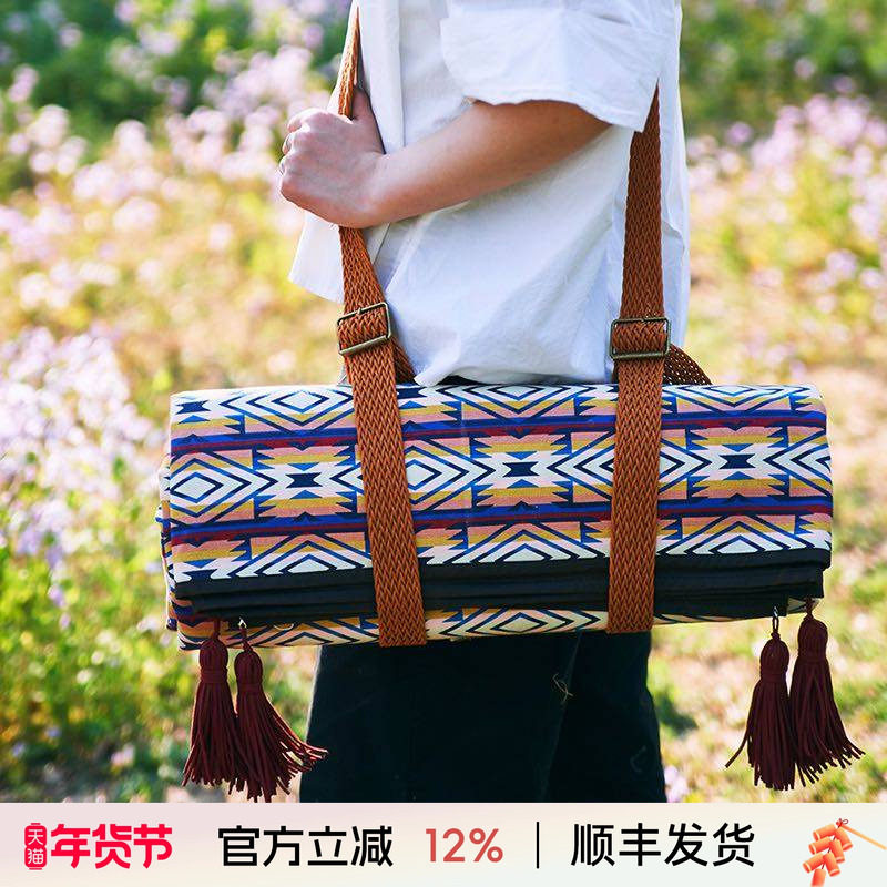 阳春小镇野餐垫防潮垫北欧户外地垫露营野炊防水加厚防潮加大超轻