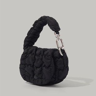 新款迷你零钱包挂饰手拿包秋冬云朵褶皱包手提装饰百搭小包包