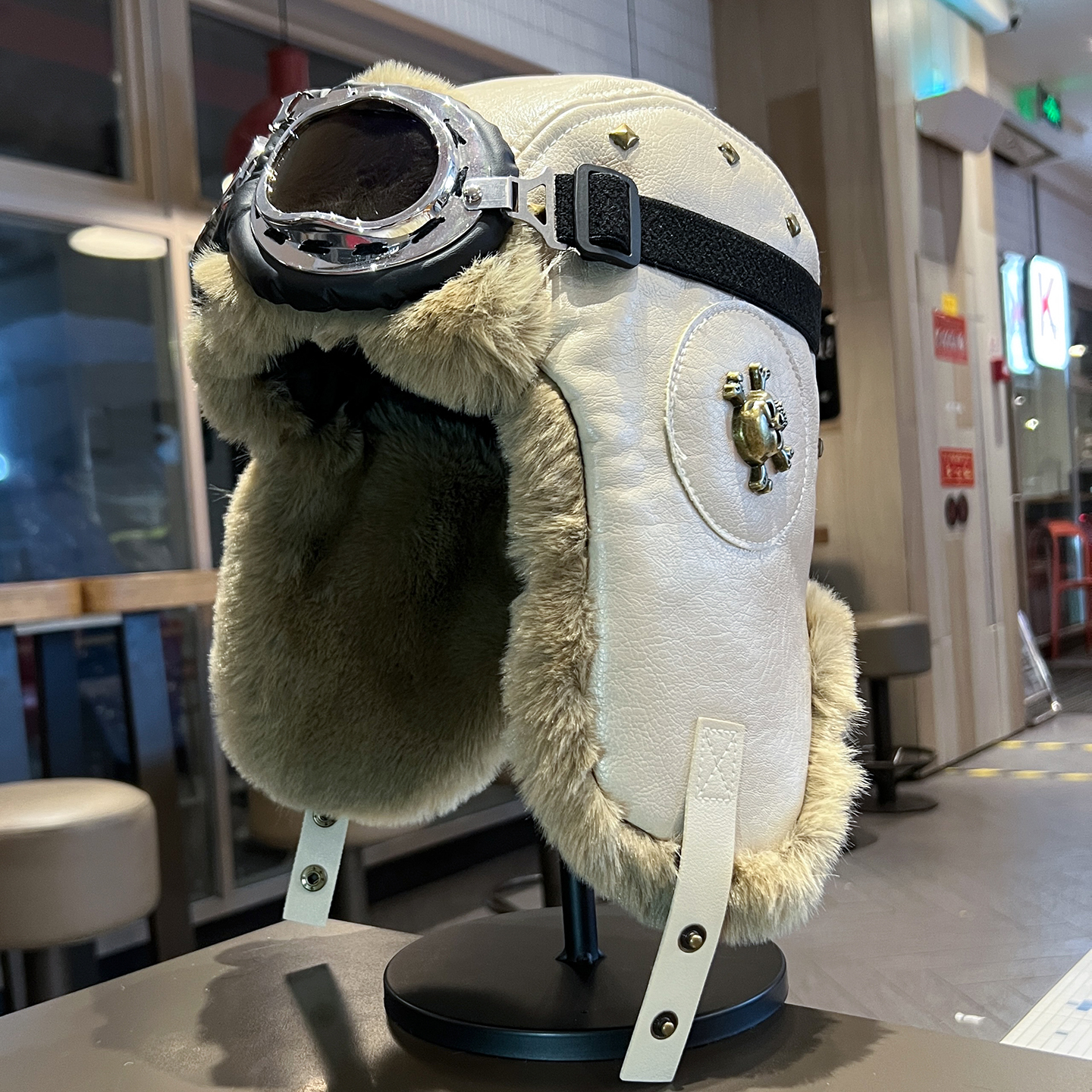 护目镜飞行员帽男女皮质防风雷锋帽东北户外骑车加厚加绒护耳帽子